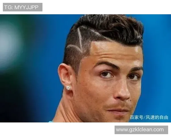 足球场上的风格与个性足球发型的潮流与魅力解析